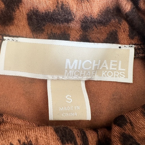 Michael Kors Leopard print Turtleneck Top Size S - Picture 3 of 5